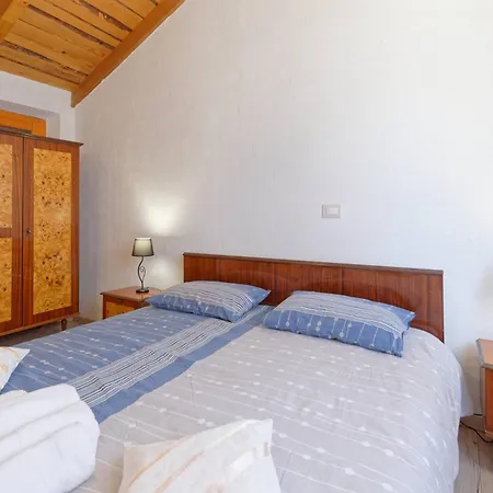 Ferienhaus Gimino By Rent Istria Žminj
